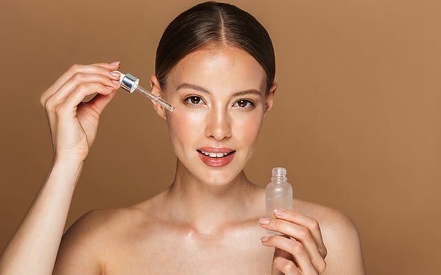 Unlock the Secret to Glowing Skin: The Ultimate Guide to Choosing and Using Facial Serums - Enviabelle
